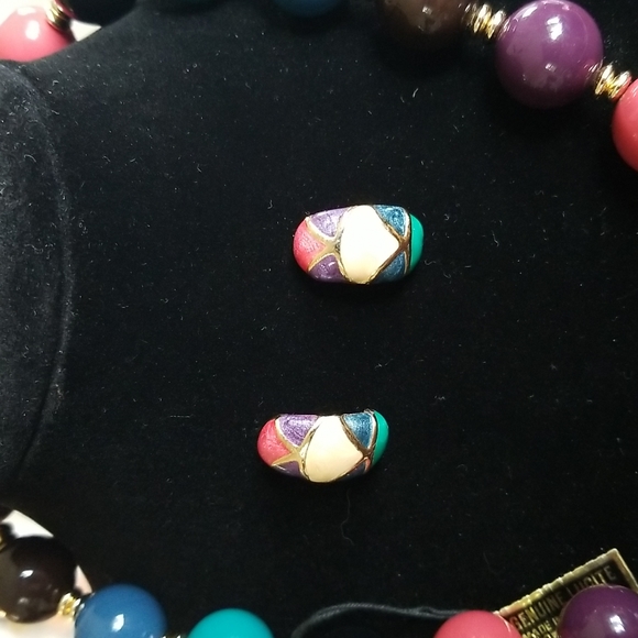 Necklace and Matching Earrings - Picture 3 of 5